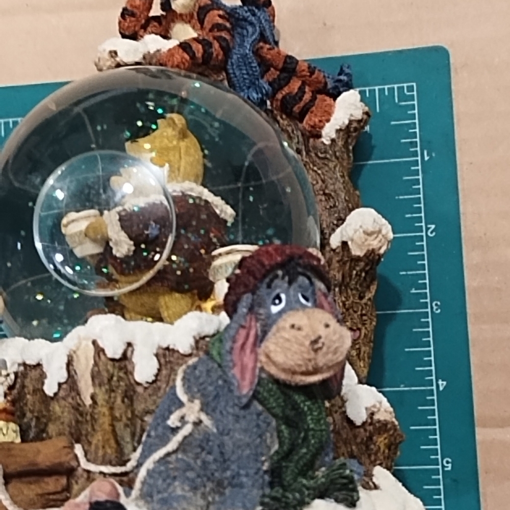 Winnie the Pooh Snow Globe Disney Boyds Collectible 100 Acre Woods Like New - Picture 3 of 10